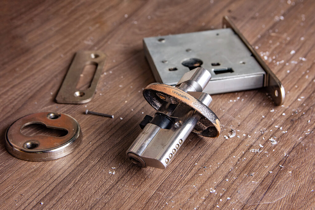 Securing Your Peace of Mind: Break-In Repairs with Ace 247